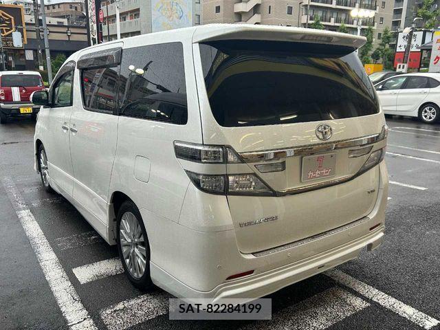 Toyota VELLFIRE 2012-01 325540-1