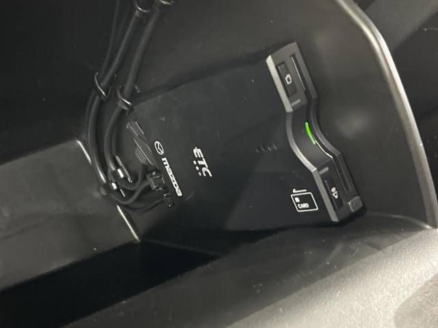 Mazda CX-8 2019-07 22943-6
