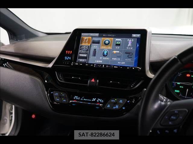 Toyota C-HR 2018-03 323028-10