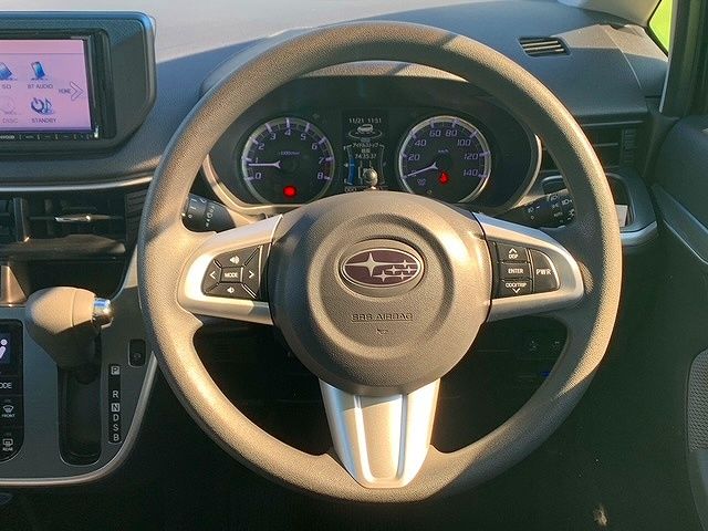 Subaru STELLA 2015-01 195308-13