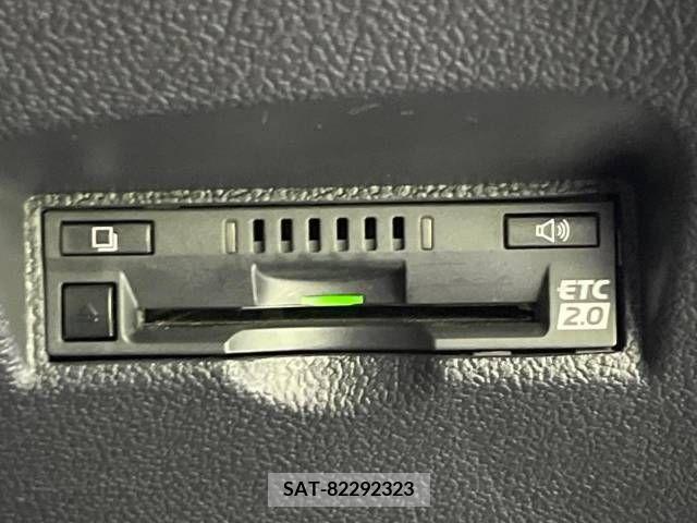 Toyota PRIUS 2019-06 381603-7