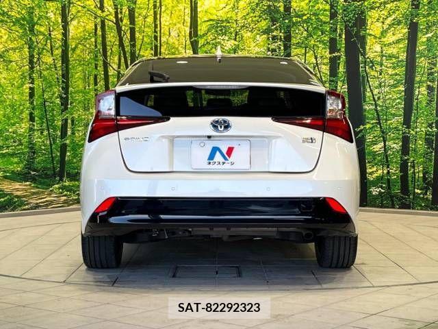 Toyota PRIUS 2019-06 381603-15