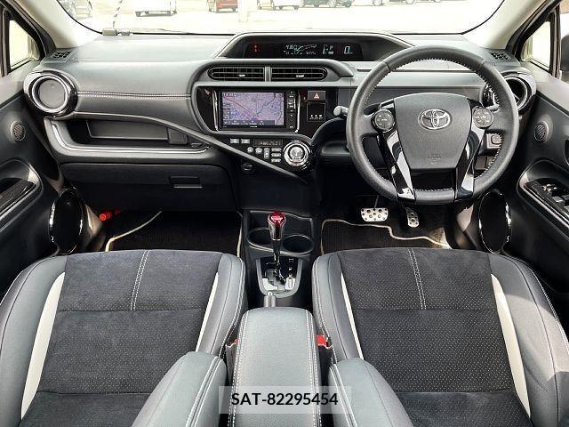 Toyota AQUA 2014-03 336346-1