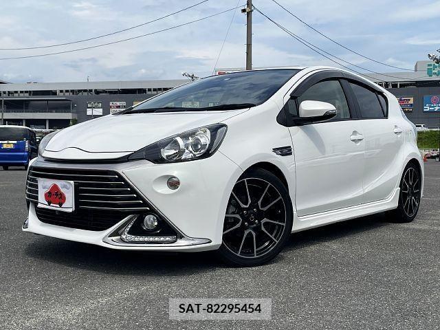 Toyota AQUA 2014-03 336346-0