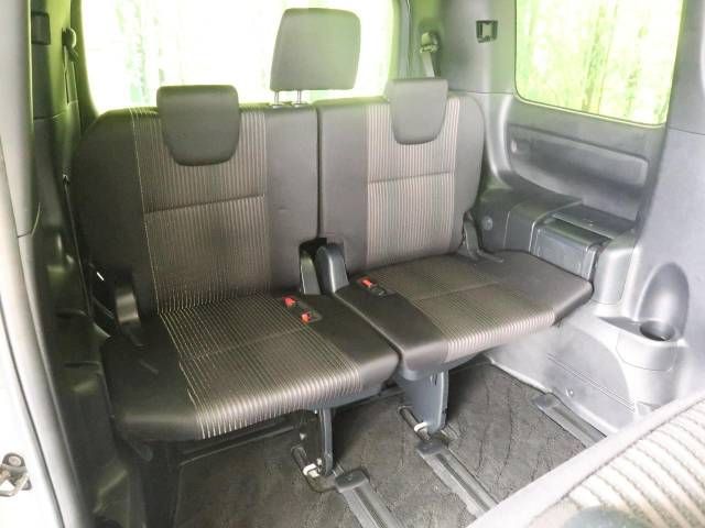 Toyota VOXY 2019-03 8966-11