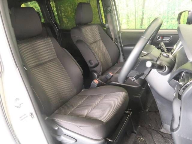 Toyota VOXY 2019-03 8966-9