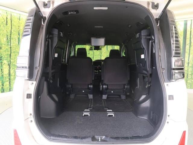 Toyota VOXY 2019-03 8966-12