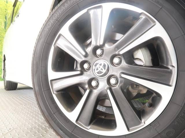 Toyota VOXY 2019-03 8966-15
