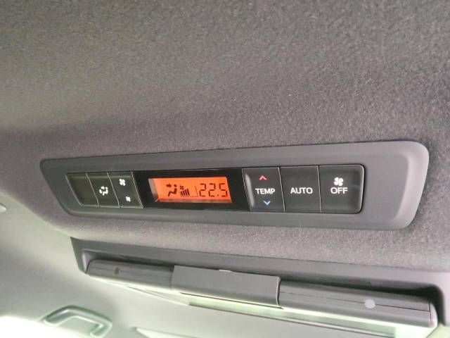 Toyota VOXY 2019-03 8966-8