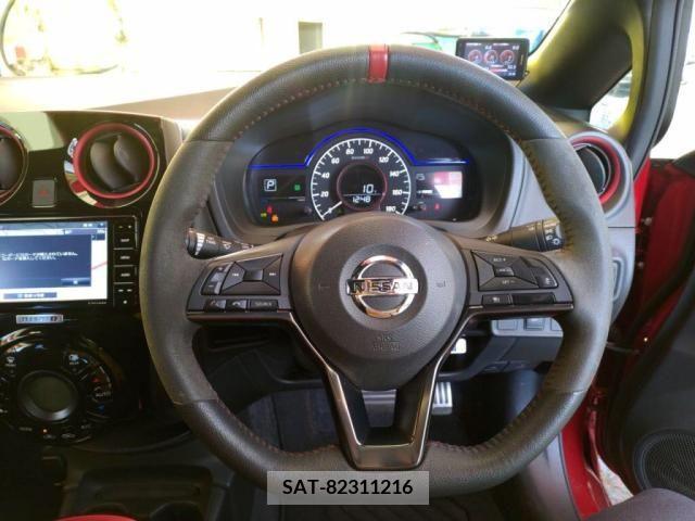 Nissan NOTE 2018-11 305440-13