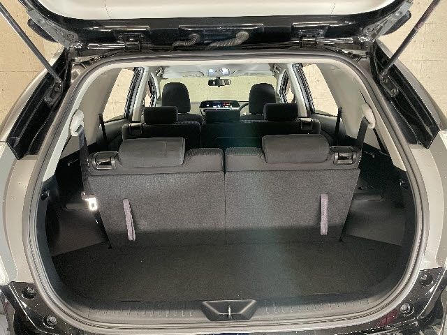 Toyota PRIUS ALPHA 2015-05 15910-8