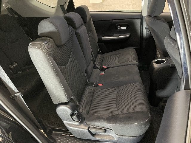 Toyota PRIUS ALPHA 2015-05 15910-3