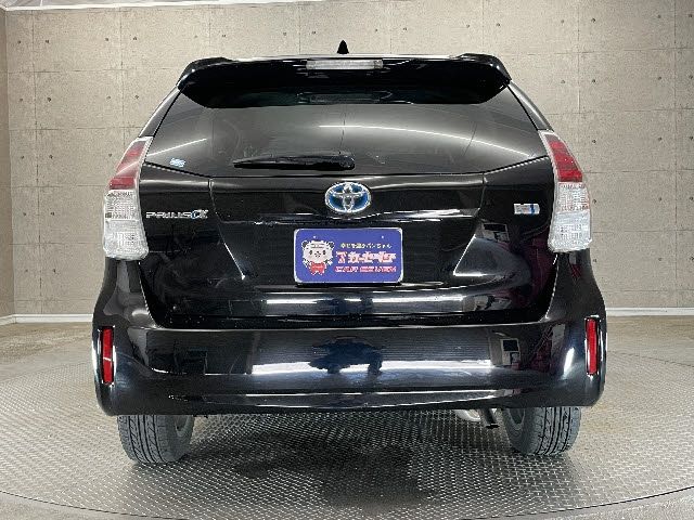 Toyota PRIUS ALPHA 2015-05 15910-12
