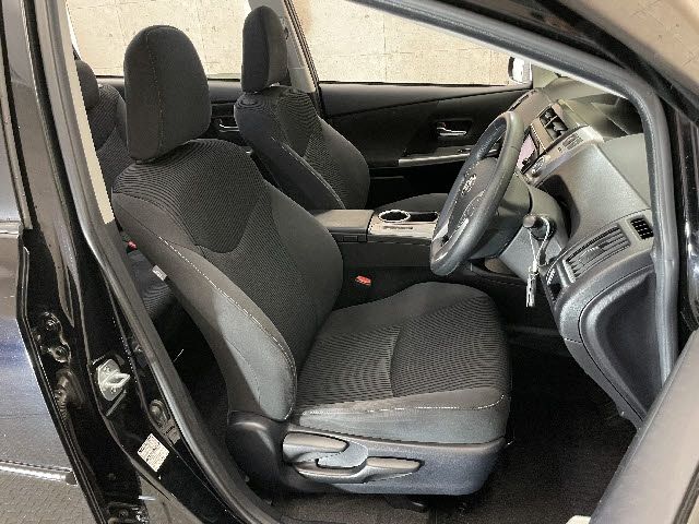 Toyota PRIUS ALPHA 2015-05 15910-4
