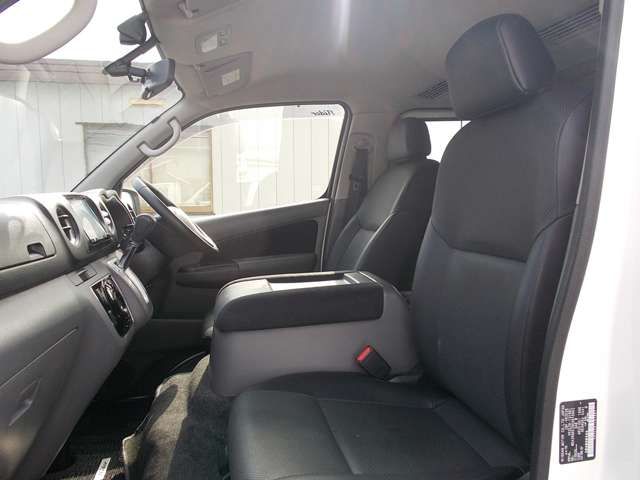 Nissan NV350 Caravan 2020-11 11375-18