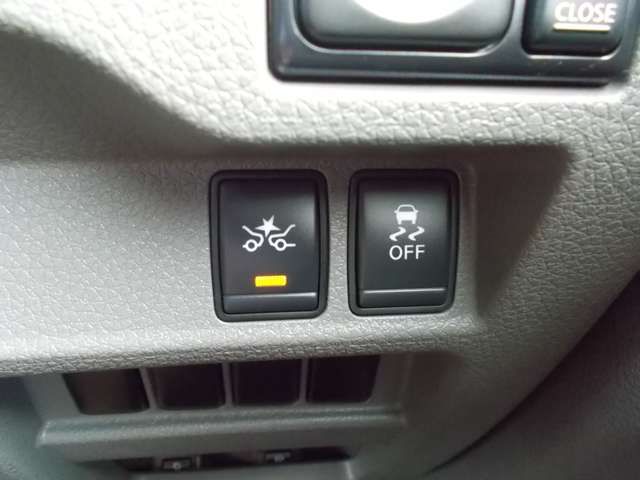 Nissan NV350 Caravan 2020-11 11375-7