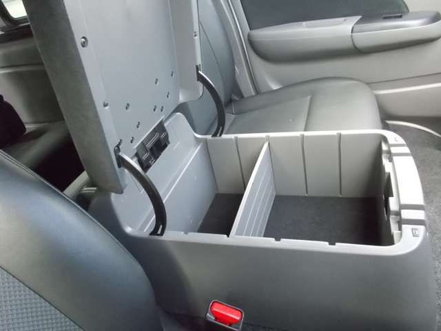 Nissan NV350 Caravan 2020-11 11375-15