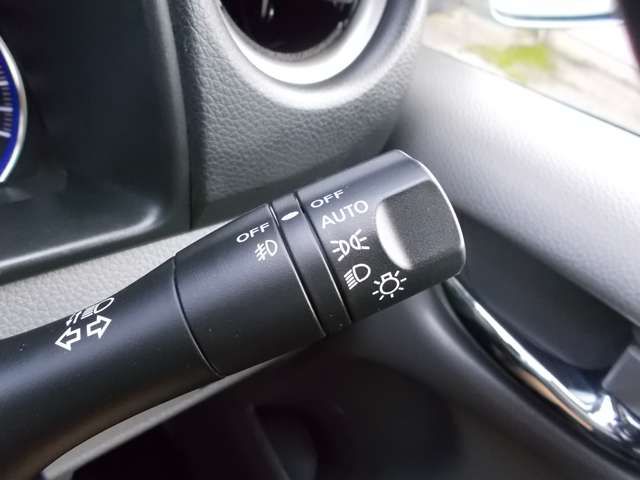 Nissan NV350 Caravan 2020-11 11375-10