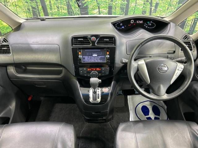 Nissan SERENA 2014-08 16817-1