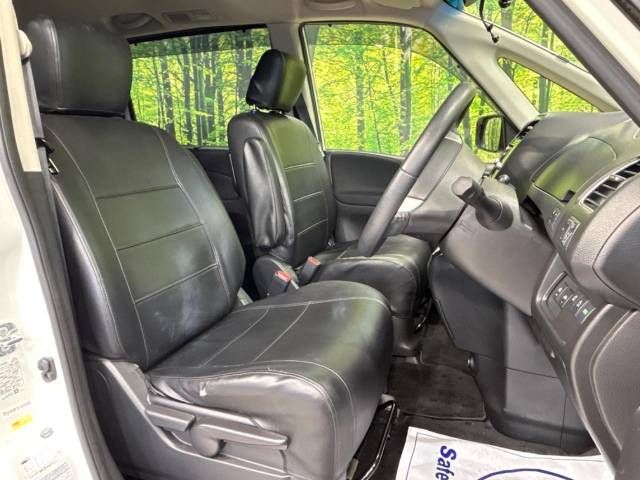 Nissan SERENA 2014-08 16817-8