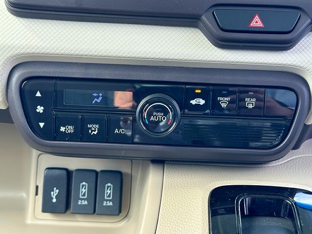 Honda N BOX 2018-03 21127-12