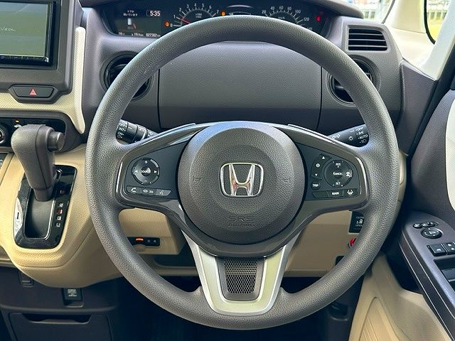 Honda N BOX 2018-03 21127-13