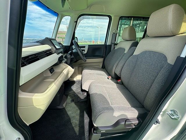 Honda N BOX 2018-03 21127-3