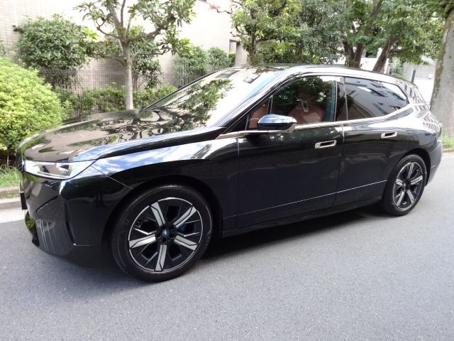 Bmw IX 2023-02 12174-5