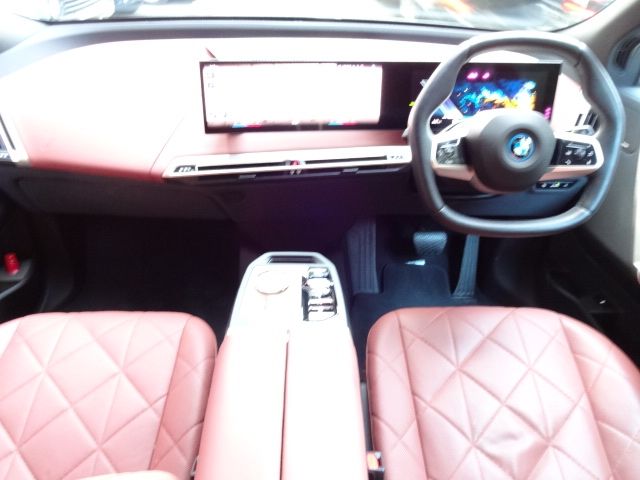 Bmw IX 2023-02 12174-20
