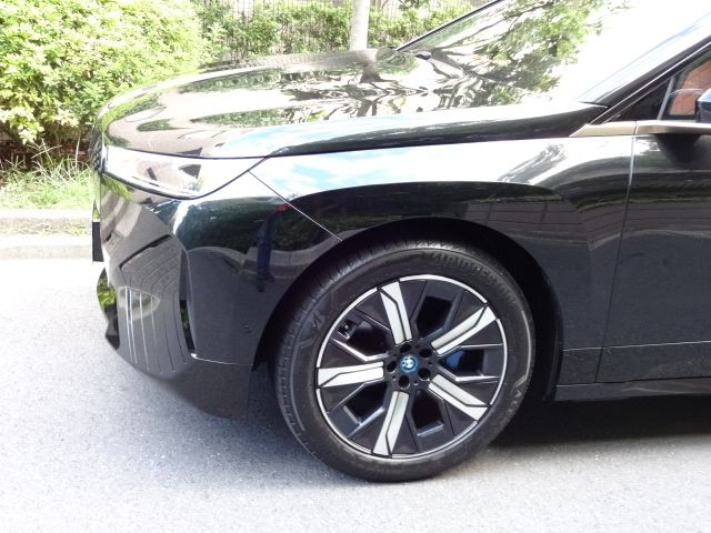 Bmw IX 2023-02 12174-4