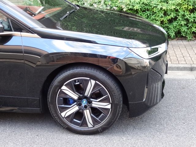 Bmw IX 2023-02 12174-8