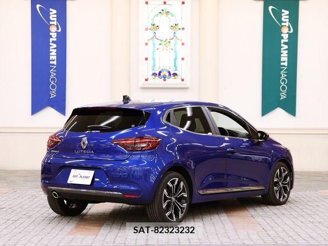 Renault LUTECIA 2022-03 373729-2