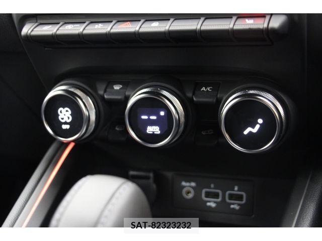 Renault LUTECIA 2022-03 373729-11