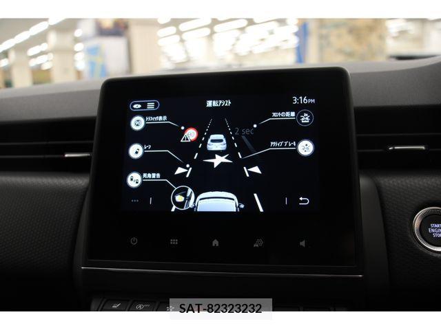 Renault LUTECIA 2022-03 373729-9