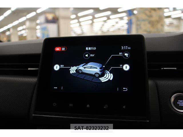 Renault LUTECIA 2022-03 373729-8