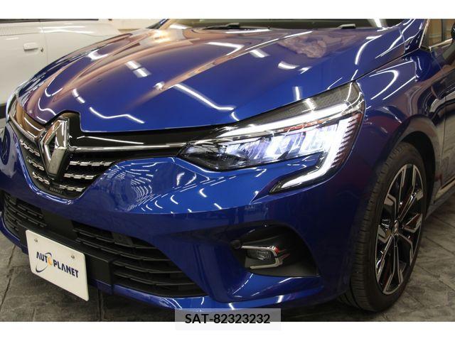 Renault LUTECIA 2022-03 373729-23