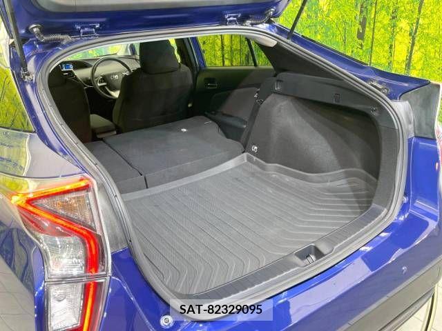 Toyota PRIUS 2015-12 238357-10