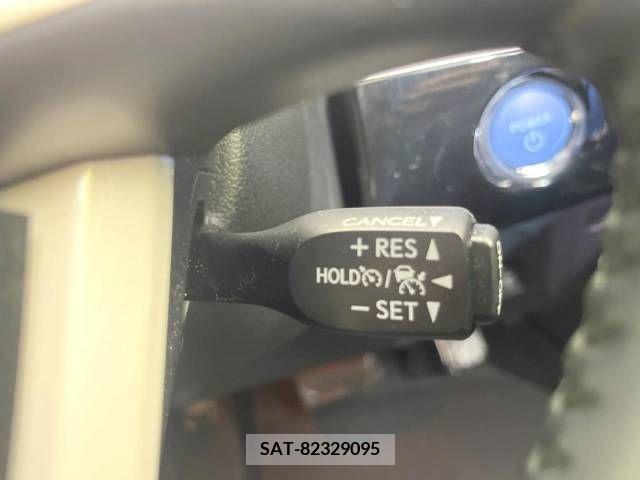 Toyota PRIUS 2015-12 238357-7