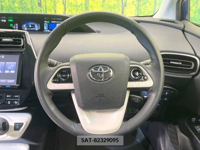 Toyota PRIUS 2015-12 238357-13
