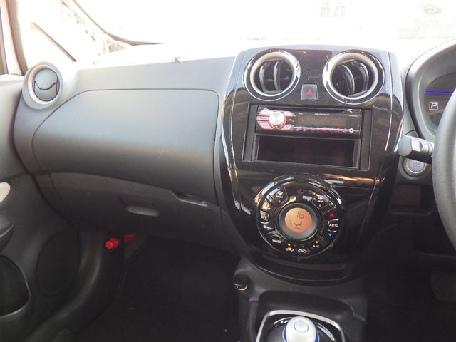 Nissan NOTE 2018-10 13625-15