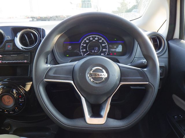 Nissan NOTE 2018-10 13625-12