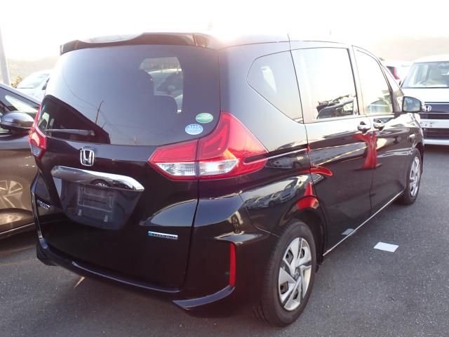 Honda FREED HYBRID 2017-06 16883-8