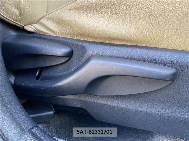 Toyota VITZ 2013-08 370173-26