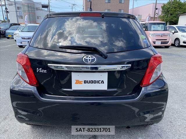 Toyota VITZ 2013-08 370173-10