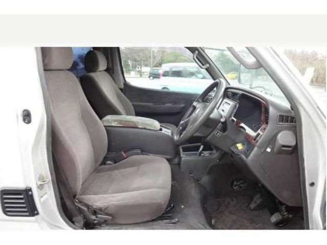 Toyota HIACE WAGON 2000-05 15317-5