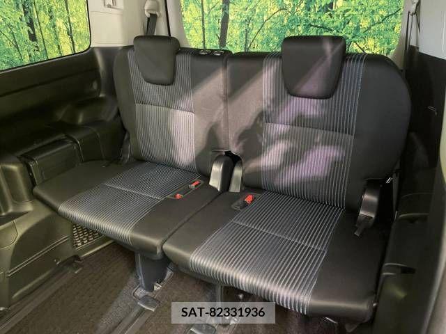 Toyota VOXY 2015-01 341968-10