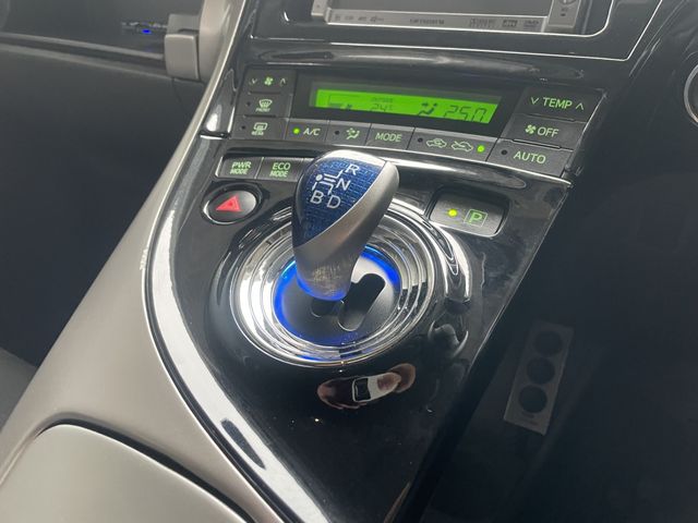 Toyota PRIUS 2010-07 24146-26