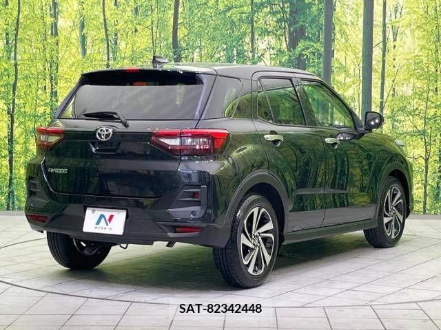Toyota RAIZE 2022-02 388770-17