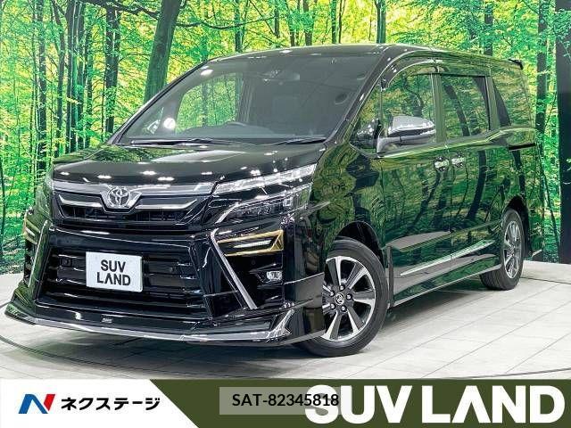Toyota VOXY 2021-01 321698-0
