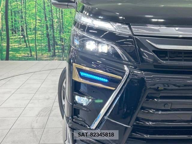 Toyota VOXY 2021-01 321698-13